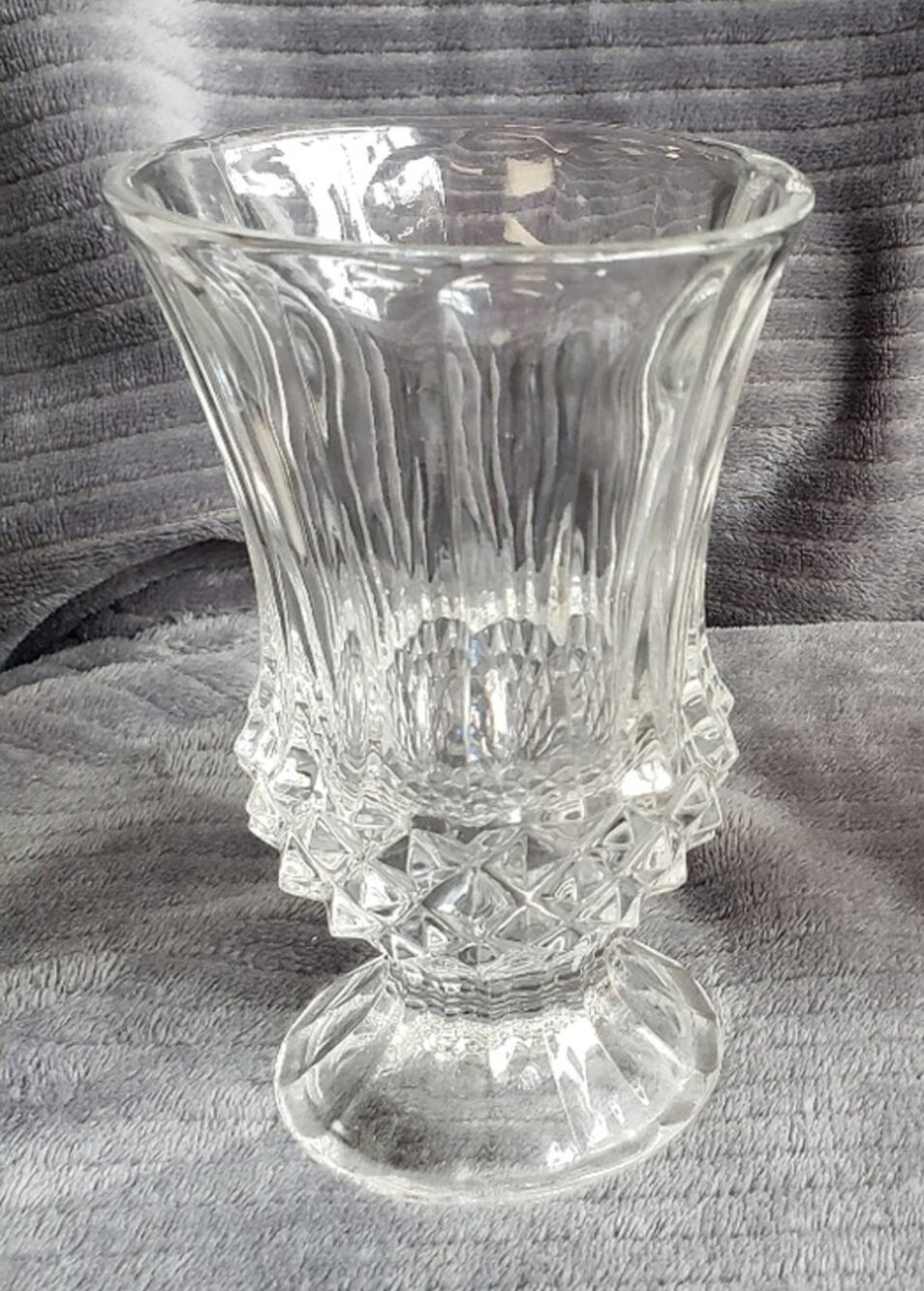 Vintage Cristal d'Arques footed clear crystal glass 5.75" flower vase